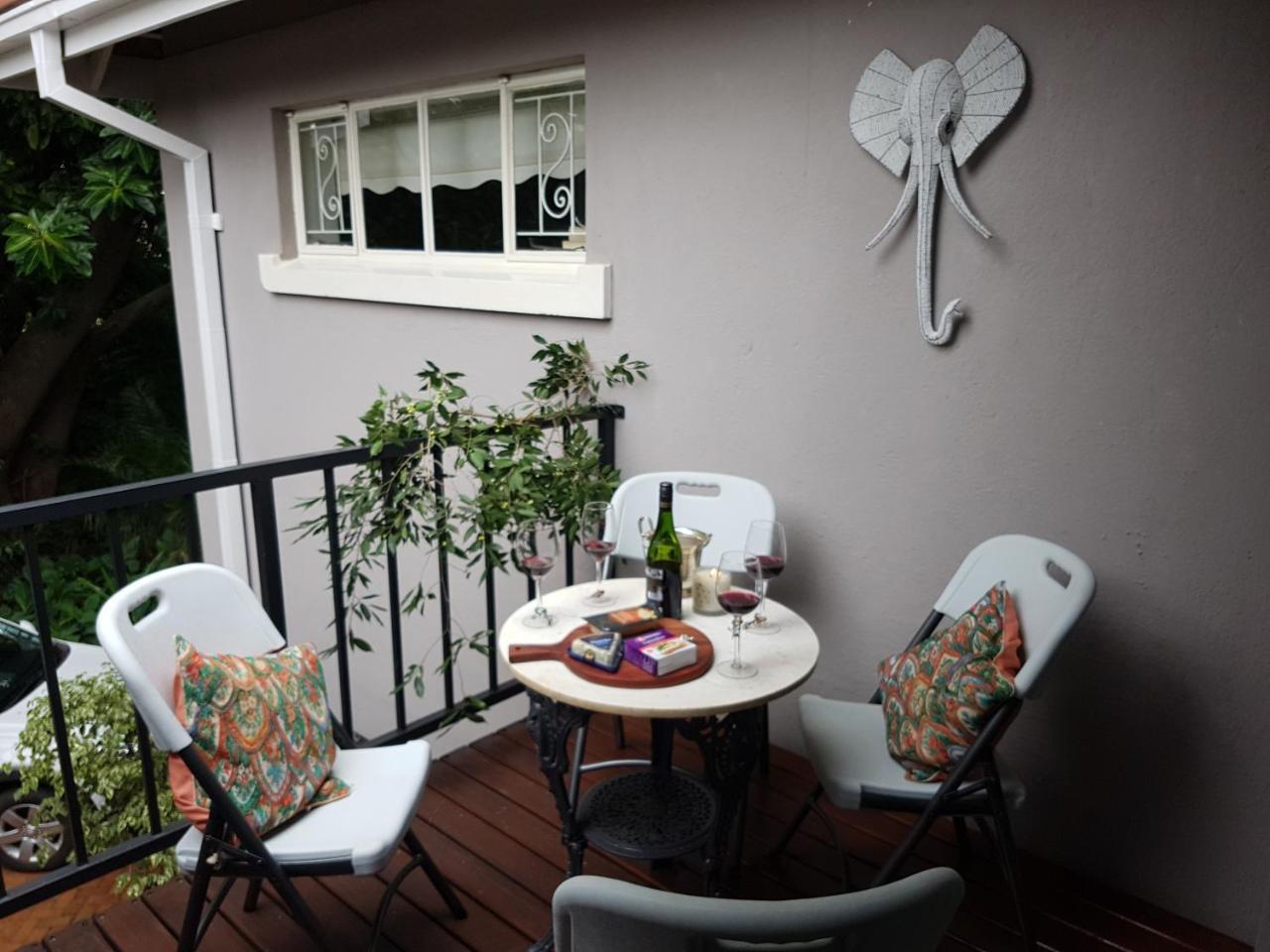 Burnham Road Suite Guest House Bulawayo Eksteriør billede